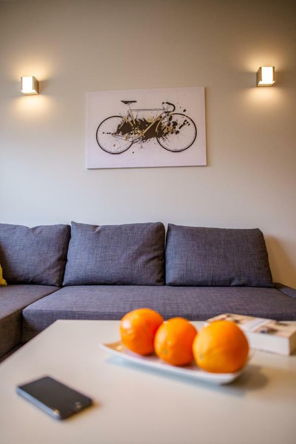 Apartament New Praga Near To Metro, Free Parking Warschau Exterior foto